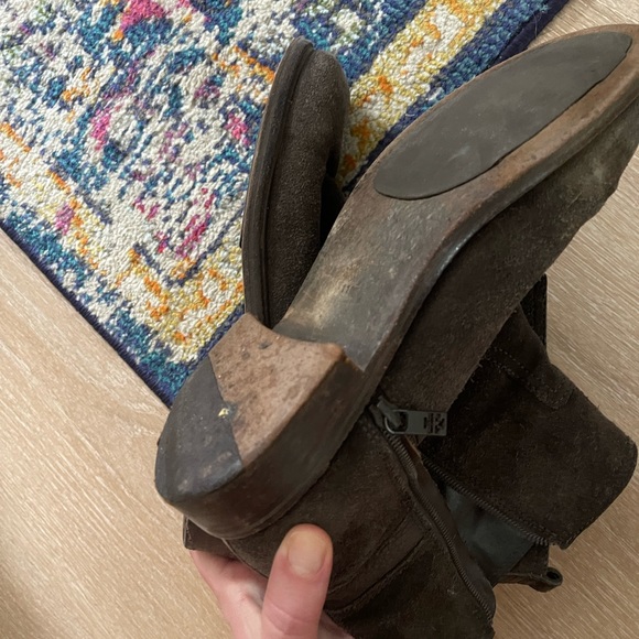 Tory Burch suede and leather boots. Gray brown 11 - Picture 7 of 11